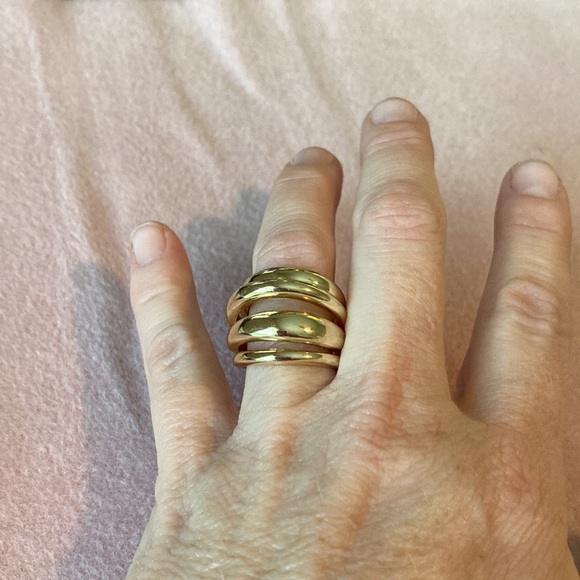Gold ring - Picture 5 of 5